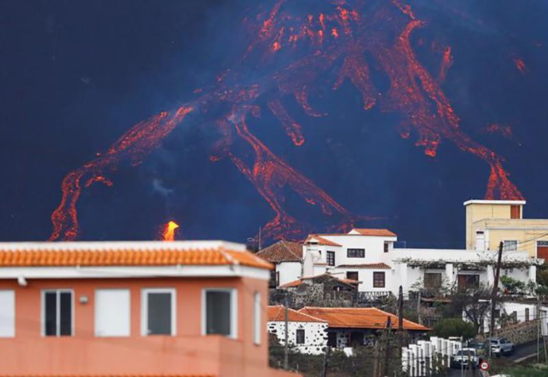Vulkan već pet tjedana uništava španjolski otok, snimke su zabrinjavajuće  - Vulkan već pet tjedana uništava španjolski otok, snimke su zabrinjavajuće 